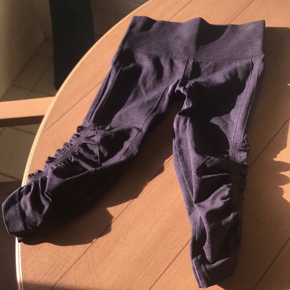 Lululemon scrunch Capri size 2